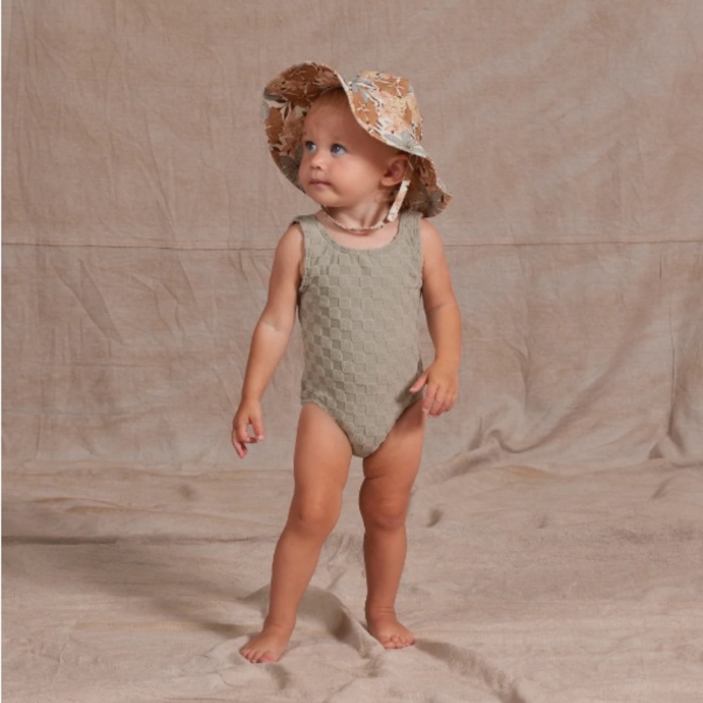NWOT Rylee + Cru Swim Moxie One-Piece in Laurel Check